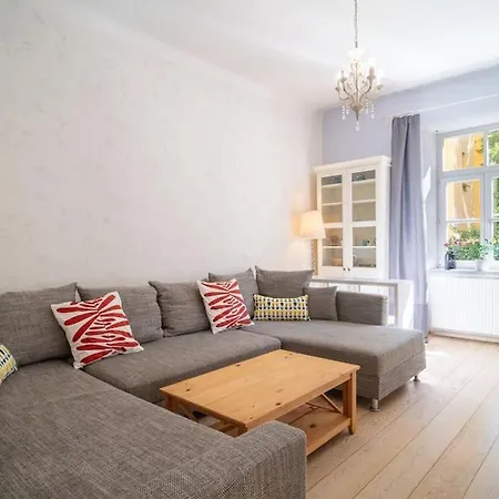 Cozy 2-bedroom Lejlighed *