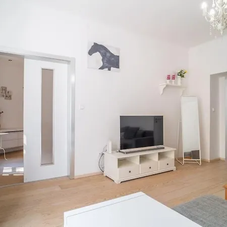 Cozy 2-bedroom Апартаменты *